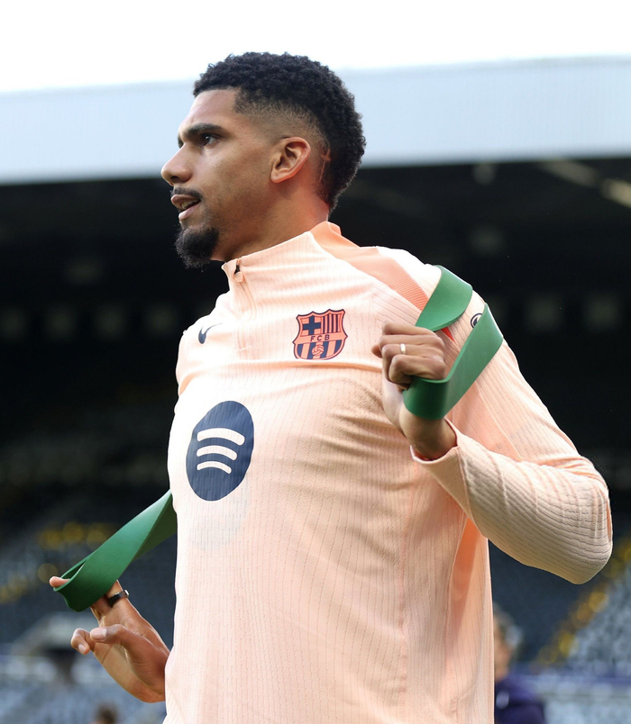 官方网站-包含纽卡斯尔发布备战花絮；赛后完成体检；荷甲任务艰巨；资深球员宣示担当的词条-官方网站