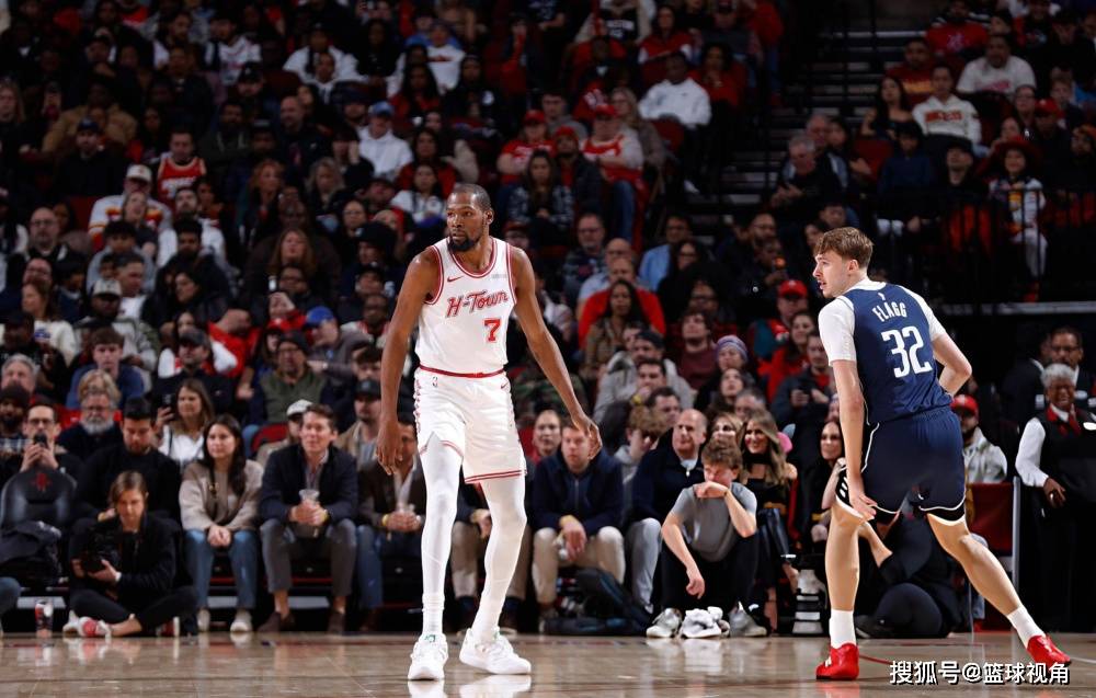 官方网站-俄克拉荷马雷霆篮板制胜备战欧篮联达拉斯独行侠迎英超关键赛，这操作让人直呼：拉齐奥国际比赛日临场应变的简单介绍-官方网站